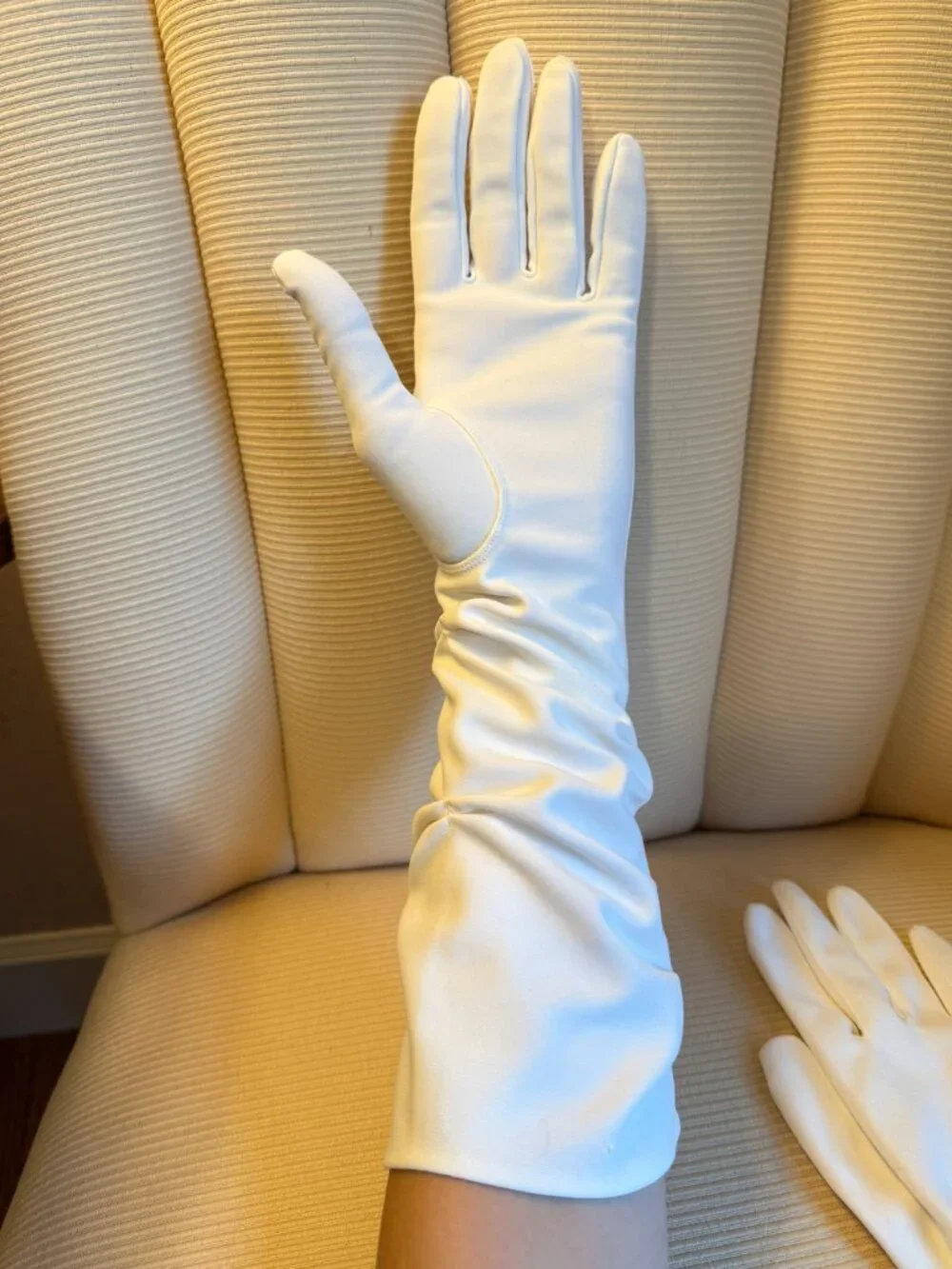 Vintage 1950s Hansen Nylasuede Ruched Evening Gloves White Size 7.5